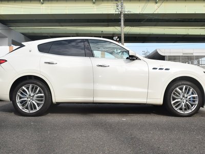 MASERATI LEVANTE - 8