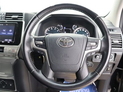 2019 Toyota LAND CRUISER PRADO — фото 10