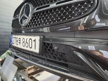 MERCEDES-BENZ GLC - View 1