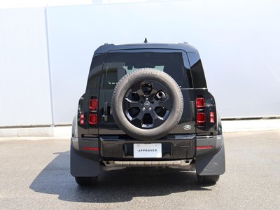 LAND ROVER DEFENDER - 6