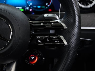 صورة مصغرة 26 لـ 2023 Mercedes-BENZ E-CLASS AMG