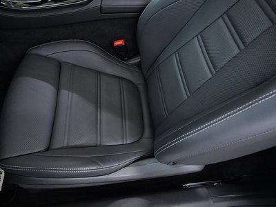 صورة 8 لـ 2023 Mercedes-BENZ E-CLASS AMG