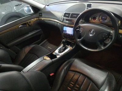 2006 Mercedes-BENZ E-CLASS AMG 照片 3