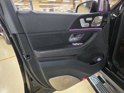 MERCEDES-BENZ GLS - 8