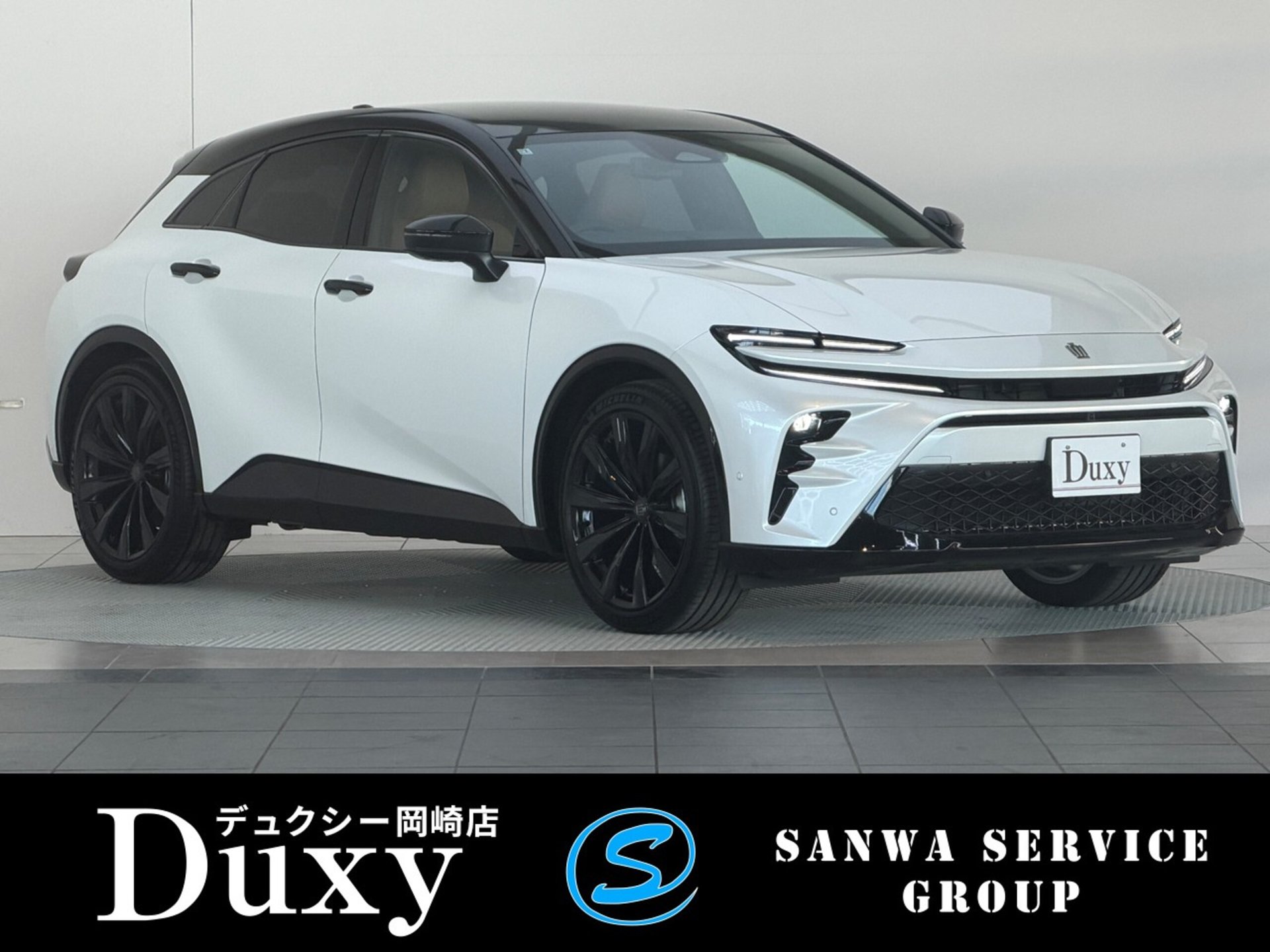 TOYOTA CROWN SPORT - View 1