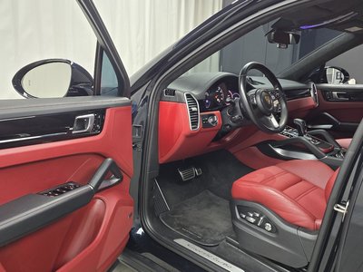 PORSCHE CAYENNE - 10