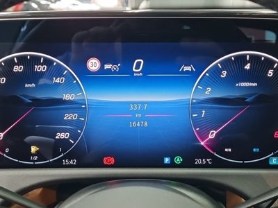 MERCEDES-BENZ E-CLASS - 8