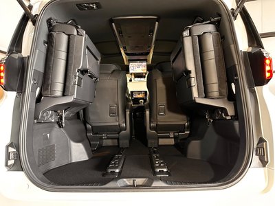 2024 Toyota ALPHARD 缩略图 33