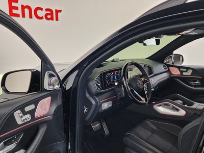 MERCEDES-BENZ GLS - 10