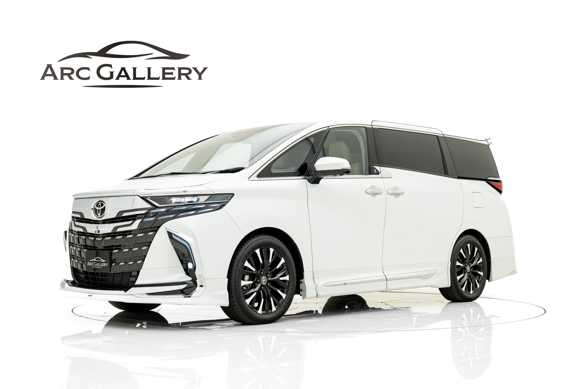 TOYOTA ALPHARD - View 1