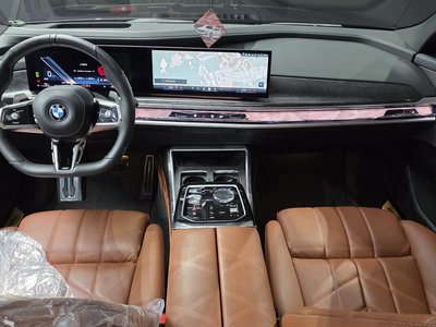 BMW 7 SERIES - 4