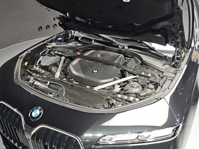 BMW 7 SERIES - 7