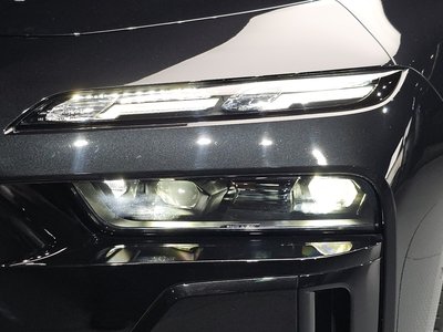 BMW 7 SERIES - 9