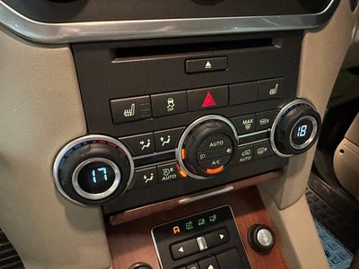 صورة مصغرة 29 لـ 2015 LAND Rover DISCOVERY