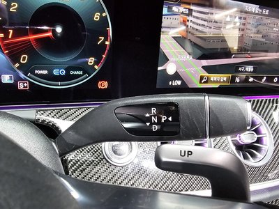 MERCEDES-BENZ CLS - 9