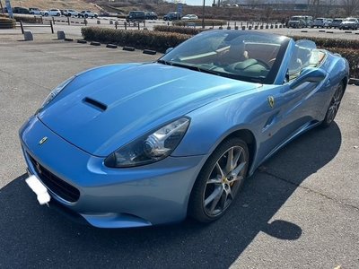 FERRARI CALIFORNIA - 10