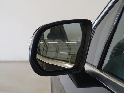 MERCEDES-BENZ EQE - 6