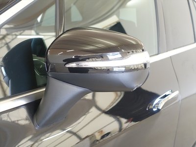 MERCEDES-BENZ EQE - 7