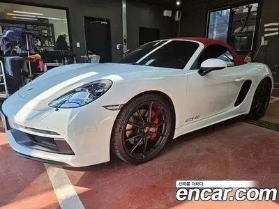 PORSCHE 718 BOXSTER - 3