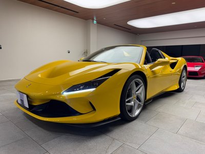 FERRARI F8 SPIDER - 1