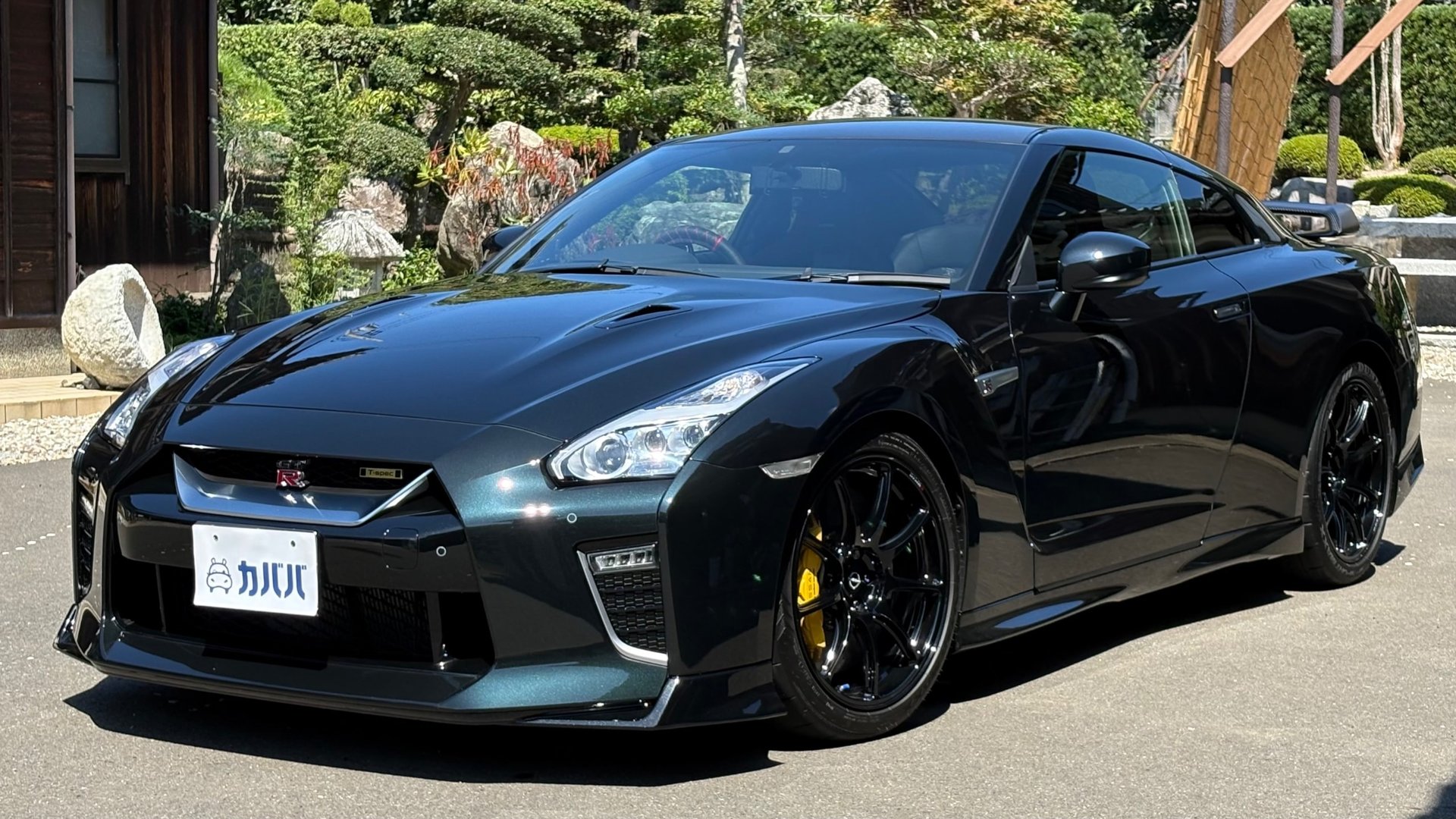 NISSAN GT-R TRACK EDITION ENGINEERED BY NISMO T - View 1