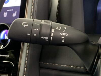 2025 Toyota ALPHARD — фото 31