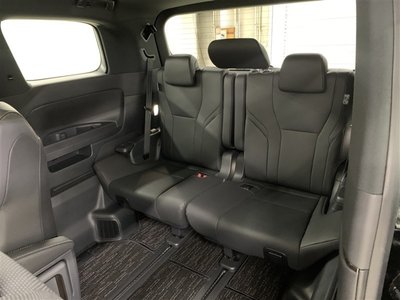 2025 Toyota ALPHARD — фото 11
