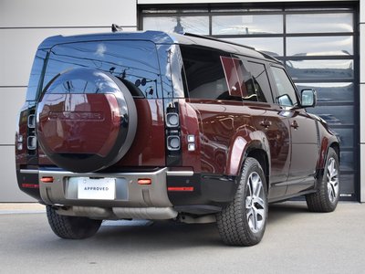 LAND ROVER DEFENDER - 9
