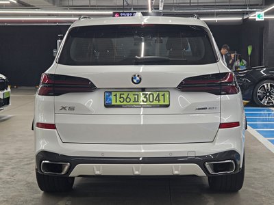 صورة 3 لـ 2026 BMW X5