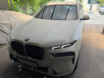 BMW X7 - 1