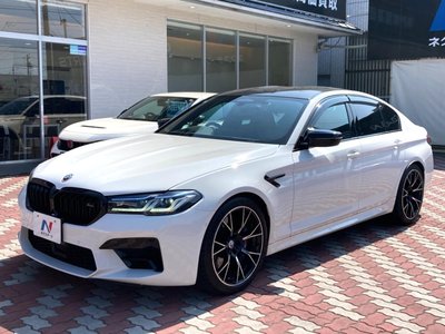 2022 BMW M5 COMPETITION — миниатюра 23