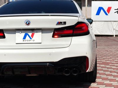 2022 BMW M5 COMPETITION — миниатюра 27