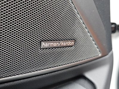 2025 BMW M3 thumbnail 37