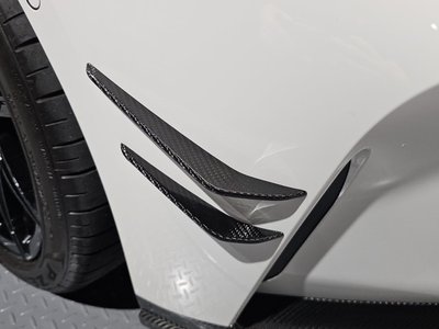 2025 BMW M3 thumbnail 36