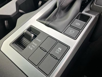 2025 Toyota LAND CRUISER 250 缩略图 32