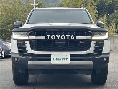 TOYOTA LAND CRUISER 300 - 3