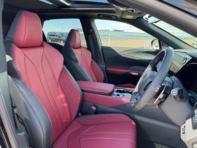 صورة مصغرة 42 لـ 2026 Lexus RX