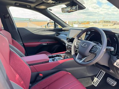 صورة مصغرة 41 لـ 2026 Lexus RX