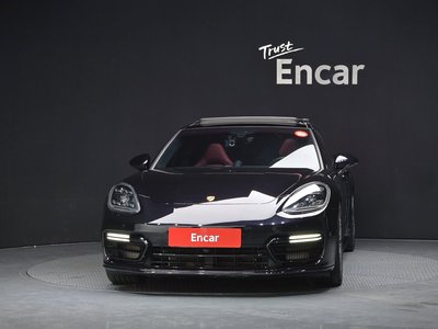 PORSCHE PANAMERA - 2