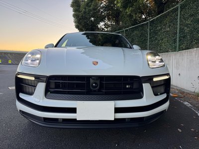 صورة 6 لـ 2023 Porsche MACAN