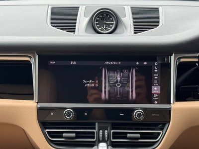 صورة مصغرة 31 لـ 2023 Porsche MACAN