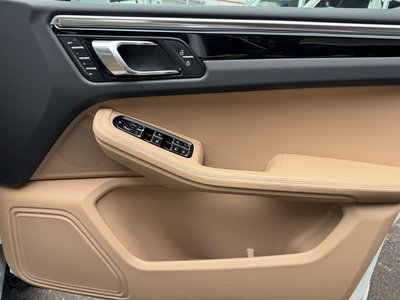 صورة مصغرة 25 لـ 2023 Porsche MACAN