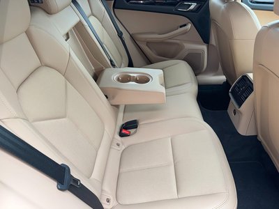 صورة مصغرة 46 لـ 2023 Porsche MACAN