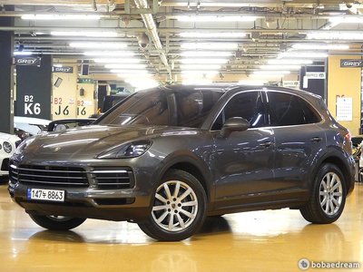 PORSCHE CAYENNE - 4