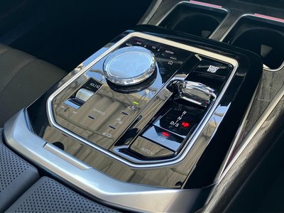 صورة مصغرة 27 لـ 2025 BMW 7 SERIES