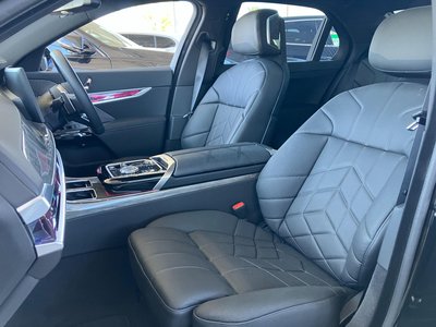 صورة مصغرة 74 لـ 2025 BMW 7 SERIES