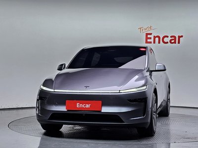 TESLA MODEL Y - 2
