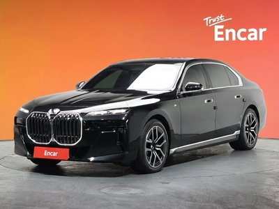 BMW 7 SERIES - 1