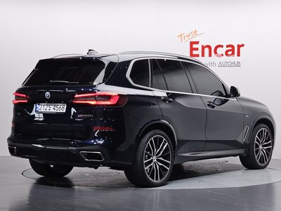 صورة 2 لـ 2023 BMW X5
