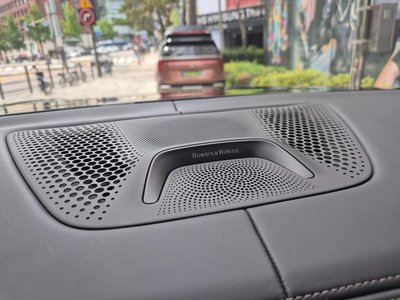 2021 BMW X7 — миниатюра 14